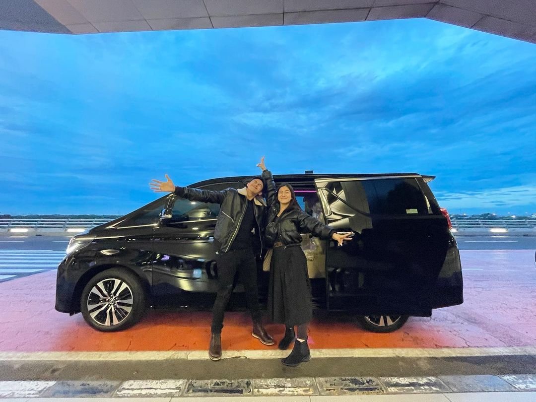 Kado Pernikahan Berupa Mobil Mewah dan Kabar Feli Hamil Pasca Bulan Madu