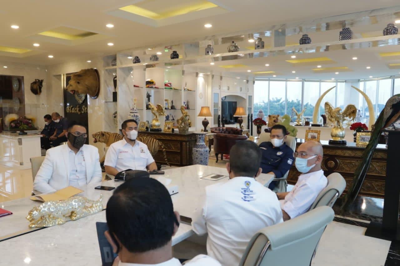 Terima Himpunan Advokat Muda Indonesia, Bamsoet Minta Polri, Kominfo dan OJK Tindak Tegas Fintech/Pinjol Ilegal