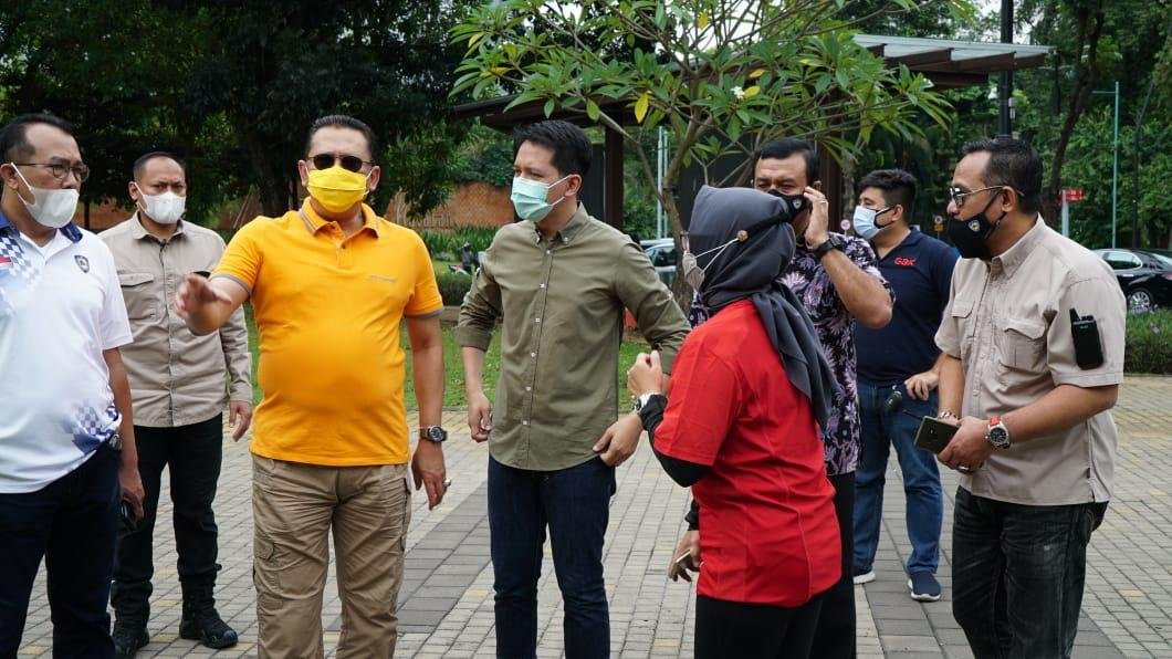 Tinjau Sentra Vaksinasi Covid-19 BUMN di Istora Senayan, Bamsoet Harap Vaksinasi Lansia Berjalan Maksimal