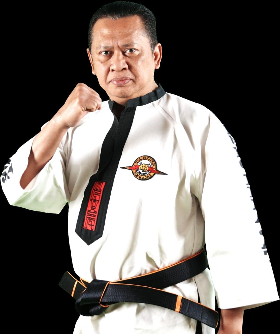 Bamsoet Dikukuhkan Sebagai Ketua Umum Pengurus Besar Keluarga Olahraga Tarung Derajat