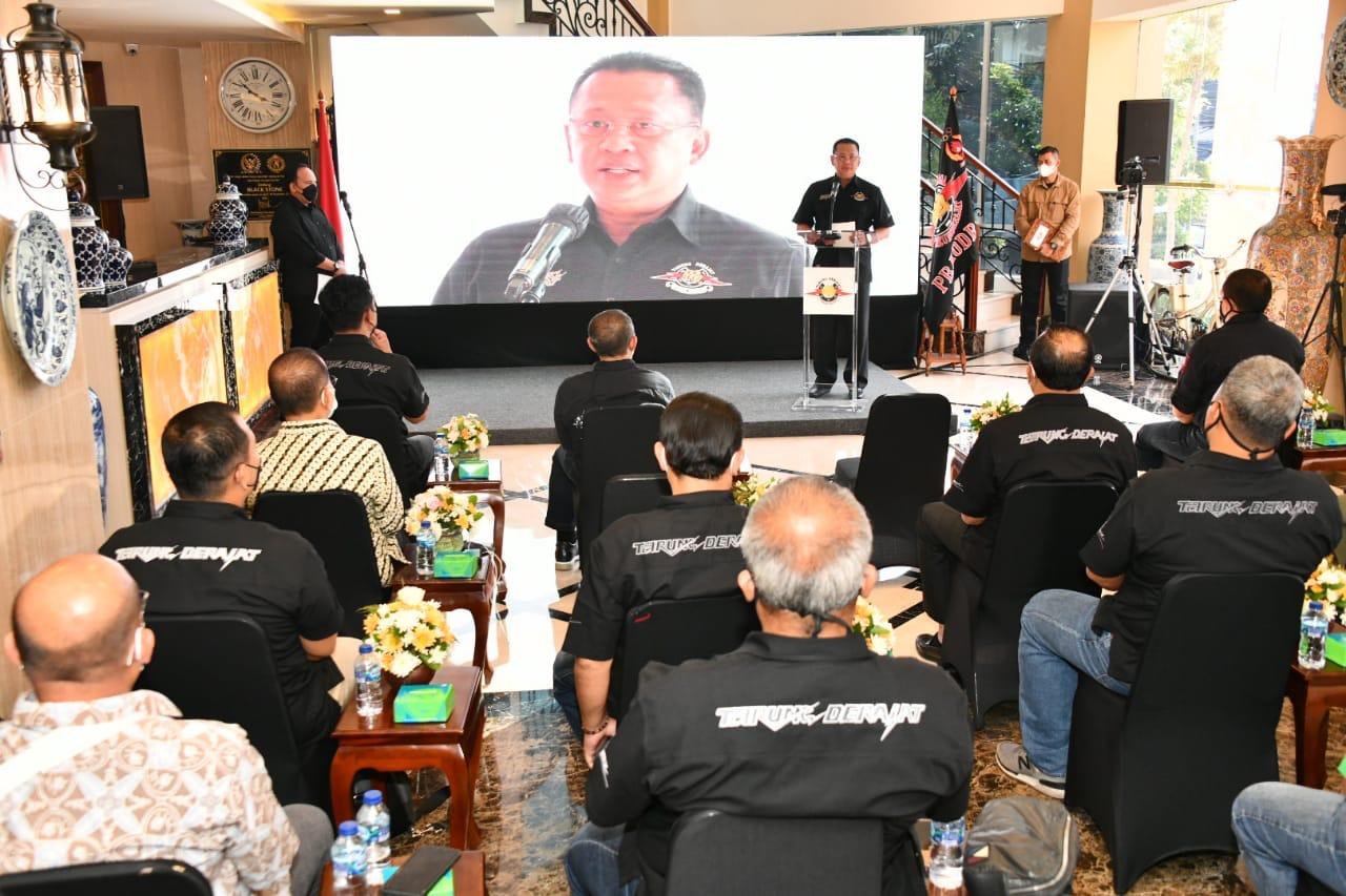 Bamsoet Dikukuhkan Sebagai Ketua Umum Pengurus Besar Keluarga Olahraga Tarung Derajat