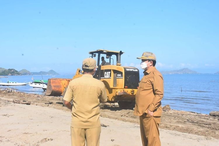 Jadi Daerah Pariwisata Premium, Bupati Mabar Minta Masyarakat Jaga Kebersihan Wilayah Mabar