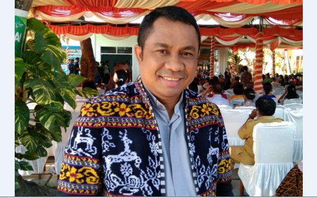 Bupati Sikka Penuhi Tuntutan MPK Keuskupan Maumere Ganti Kadis PKO, Romo Fidel Minta Kadis PKO Baru Jangan Lakukan Kebijakan Diskriminatif