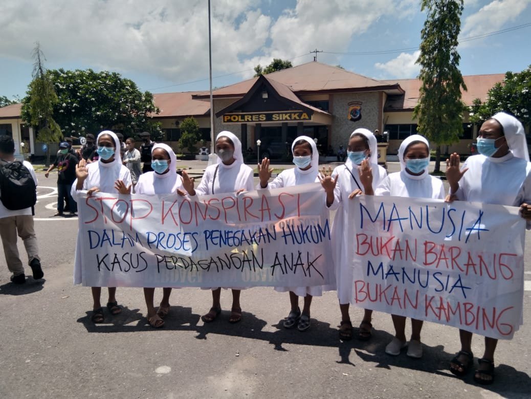 Elemen Anti Perdagangan Orang Gelar Demo Beruntun Tolak Eksploitasi Perempuan dan Anak di Bawah Umur di Sikka