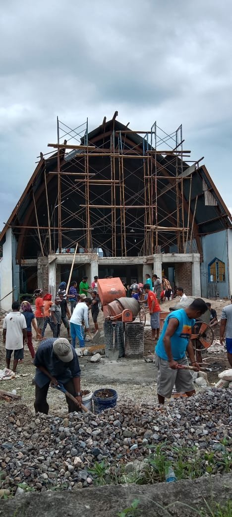Pastor Paroki Santa Maria Immaculata Lekebai Canangkan Gerakan Satu Sak Semen Renovasi Gereja Tua Berusia 88 Tahun