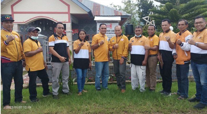 DPC Hanura Kabupaten Manggarai Lantik Pengurus Baru PAC di Kecamatan Wae Ri'i