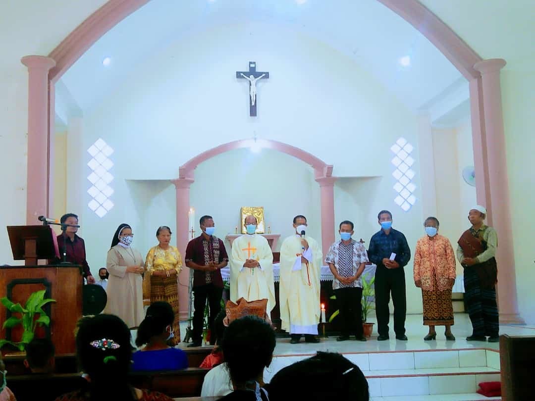 Umat Paroki Magepanda Antusias Ikuti Sinode II Keuskupan Maumere dan Hari Komunikasi Sedunia