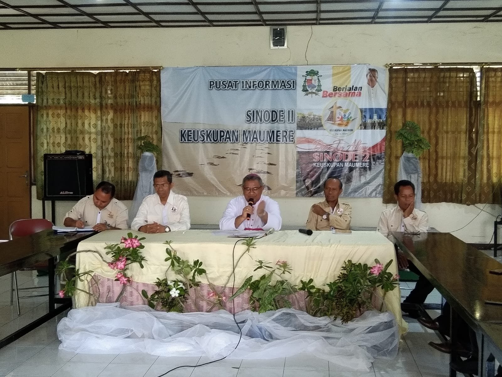 Peneliti Candraditya dan 3 Ahli Kitab Suci Tamatan Roma Dampingi Dinamika Sinode II Keuskupan Maumere