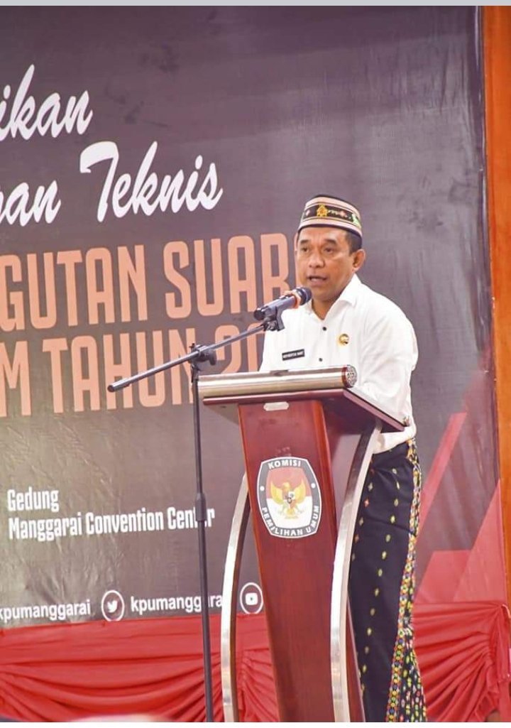 513 anggota PPS Kabupaten Manggarai Dilantik dan Diambil Sumpah, Bupati Hery: Jadilah Wasit yang Paham Aturan
