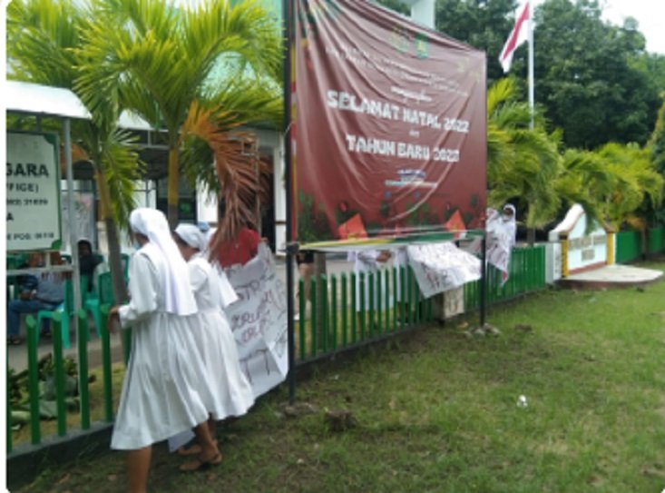 Aktivis Jejaring HAM di Maumere Berkomitmen Bermalam di Halaman Kantor Kejari Sikka Selama 5 Hari, Ini Alasannya