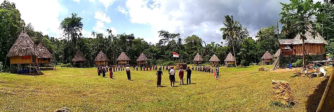 Kampung Adat Rangat & Bukit Sandar Bayangan Toto Ninu