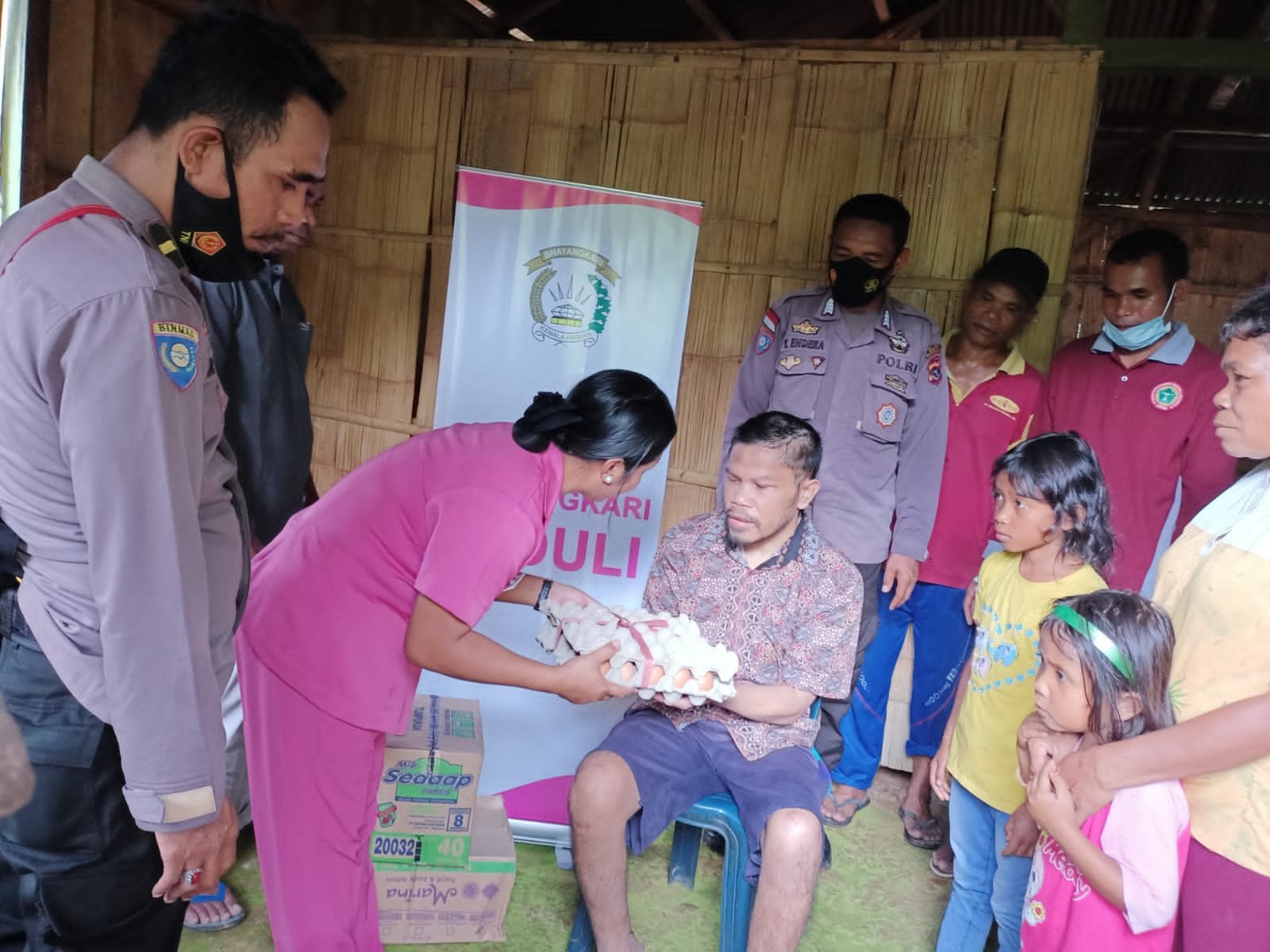 Potret Miris Tradisi Pasung Penderita ODGJ (Apresiasi Untuk Kapolsek Kuwus)