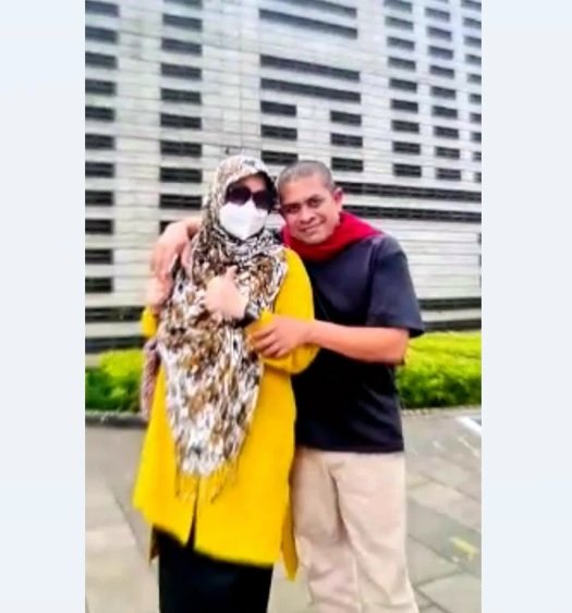 Isteri Mendiang Ustad Arifin Ilham Menikah Diam-Diam, Mantan Ibu Mertua Mengaku Hatinya Hancur