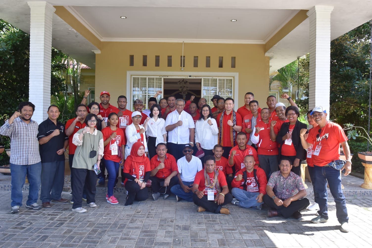 Apresiasi Komitmen Rawat Indonesia Rumah Bersama, Uskup Maumere Doakan dan Berkati Grace Natalie dan Jajaran PSI
