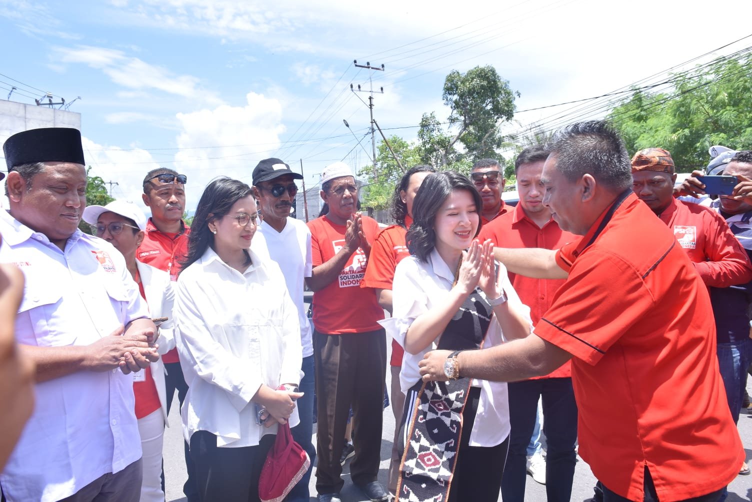 Apresiasi Komitmen Rawat Indonesia Rumah Bersama, Uskup Maumere Doakan dan Berkati Grace Natalie dan Jajaran PSI