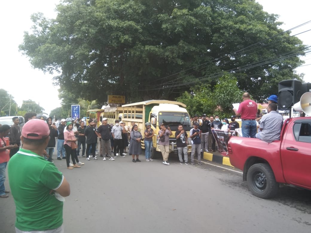 Pastor, Suster, Fratres dan Jaringan HAM Sikka Desak Presiden dan Kapolri Beri Perlindungan Hukum kepada Pejuang Kemanusiaan Romo Pascal di Provinsi Kepri