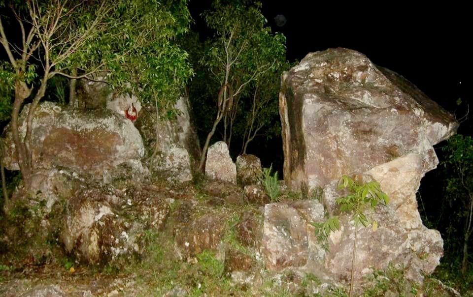 Kampung Adat Rangat & Bukit Sandar Bayangan Toto Ninu