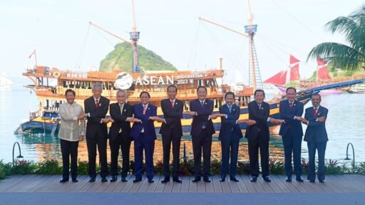 Puncak KTT Ke-42 ASEAN Dibuka, Jokowi Sambut Para Pemimpin ASEAN