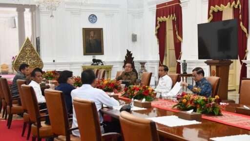 Beberapa Perusahaan Dunia Termasuk Inggris Ikut dalam Investasi Ekosistem Baterai Mobil Senilai 9 Billion USD di Indonesia, Jokowi Minta Dipercepat