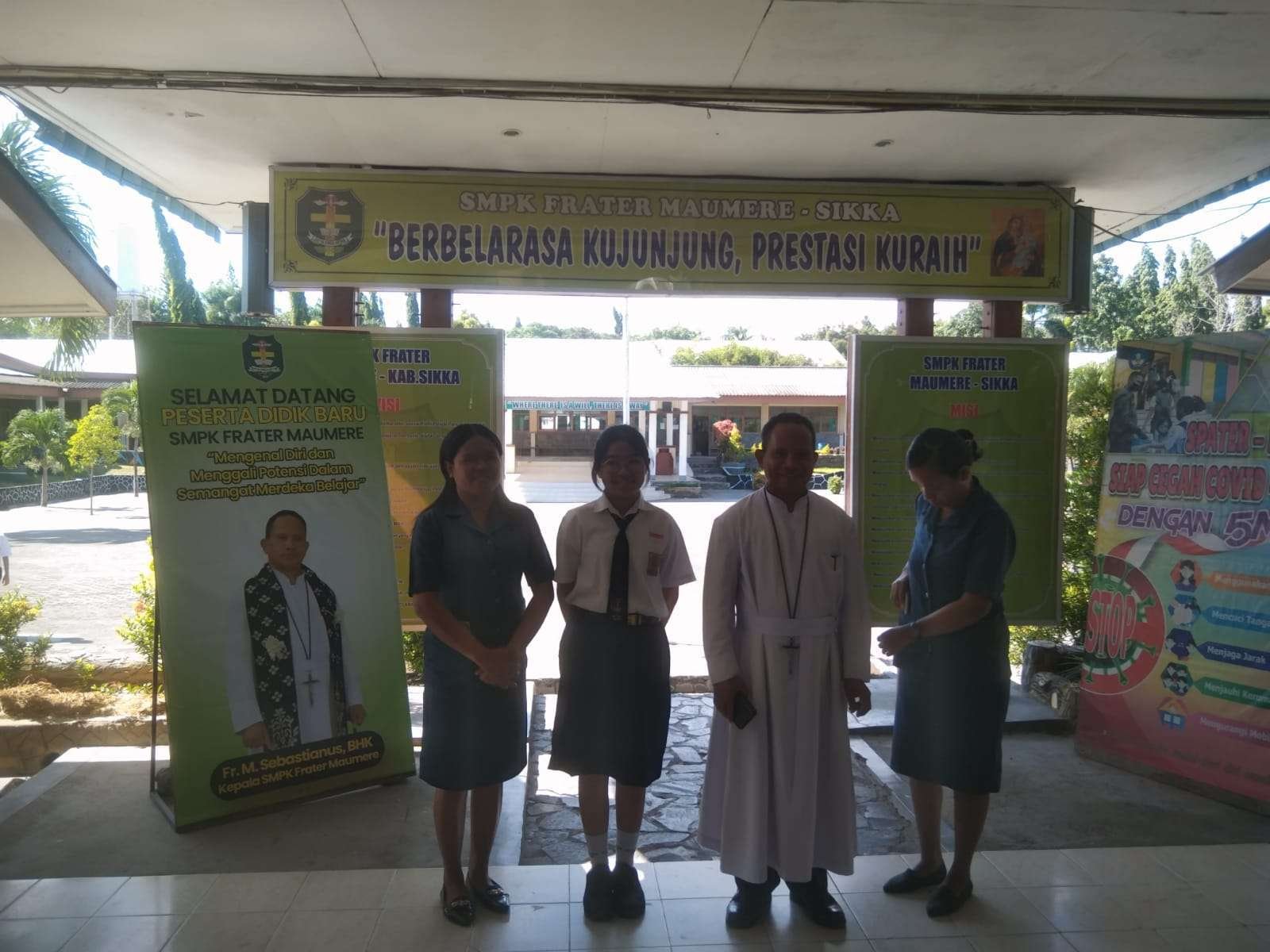 Ketika Berbelarasa Dijunjung, Prestasi Diraih Siswa Lintas Agama SMPK Frater Maumere