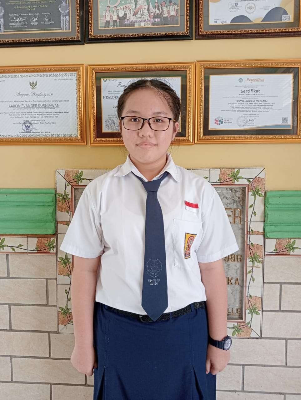 Kadis PKO Sikka Apresiasi Prestasi Tiga Siswi SMPK Frater Maumere Wakili Provinsi NTT di Ajang Olimpiade Sains Tingkat Nasional