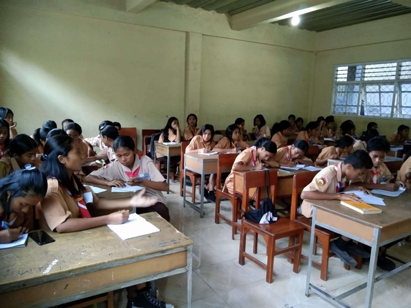Jelang Pemilihan Pengurus OSIS, SMKS Santo Gabriel Maumere Gelar Kegiatan Latihan Kepemimpinan Tingkat Dasar Selama 4 Hari