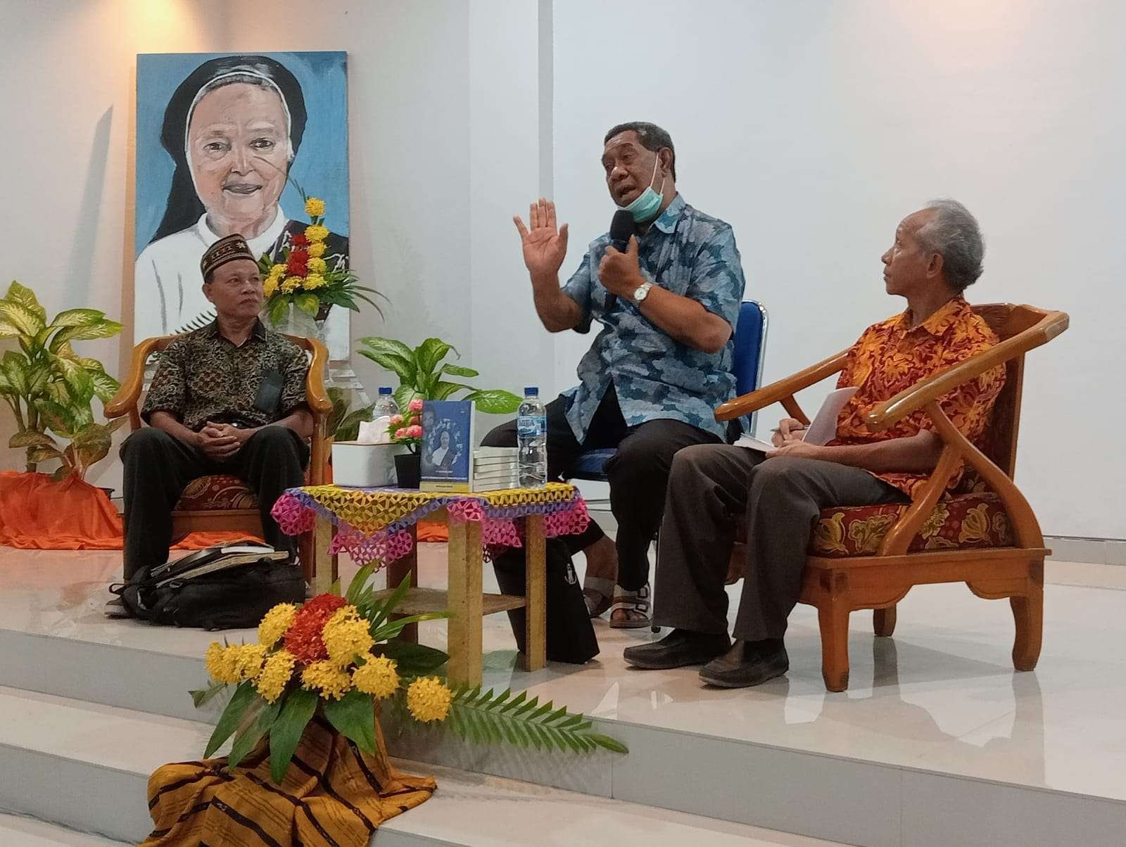 Warga Lintas Agama Ikuti Bedah dan Launching Buku Karya Kemanusiaan Tidak Boleh Mati
