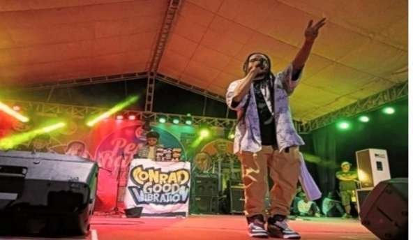 Obor Mas Kian Pesona Bikin Warga Lembata Jatuh Cinta