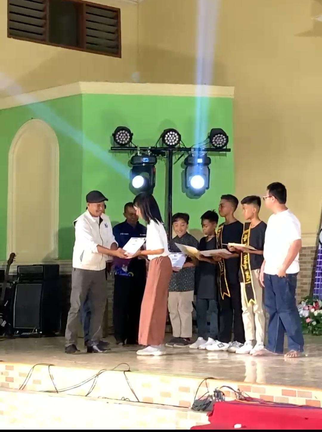 Pentas Seni Balutan Budaya Nusantara SMPK Frater Maumere Hipnotis Ribuan Warga Lintas Agama di Sikka