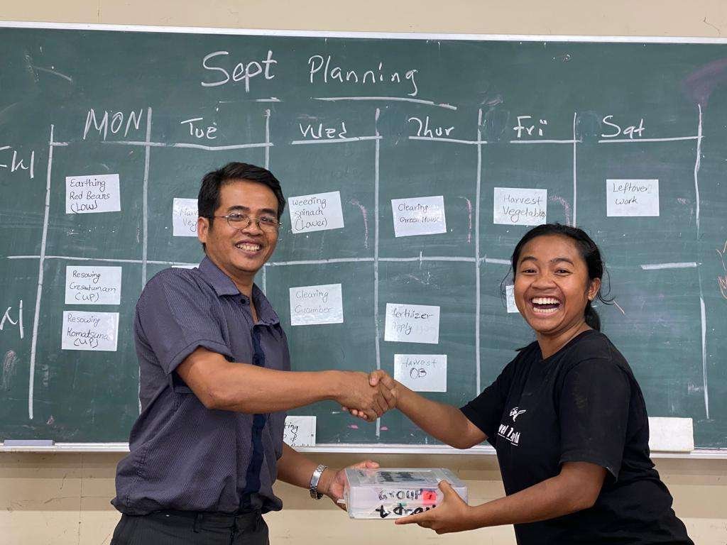 Usai Belajar di Jepang, Dua Orang Muda Paroki Wae Kajong Siap Jadi Agen Perubahan Desa dan Paroki