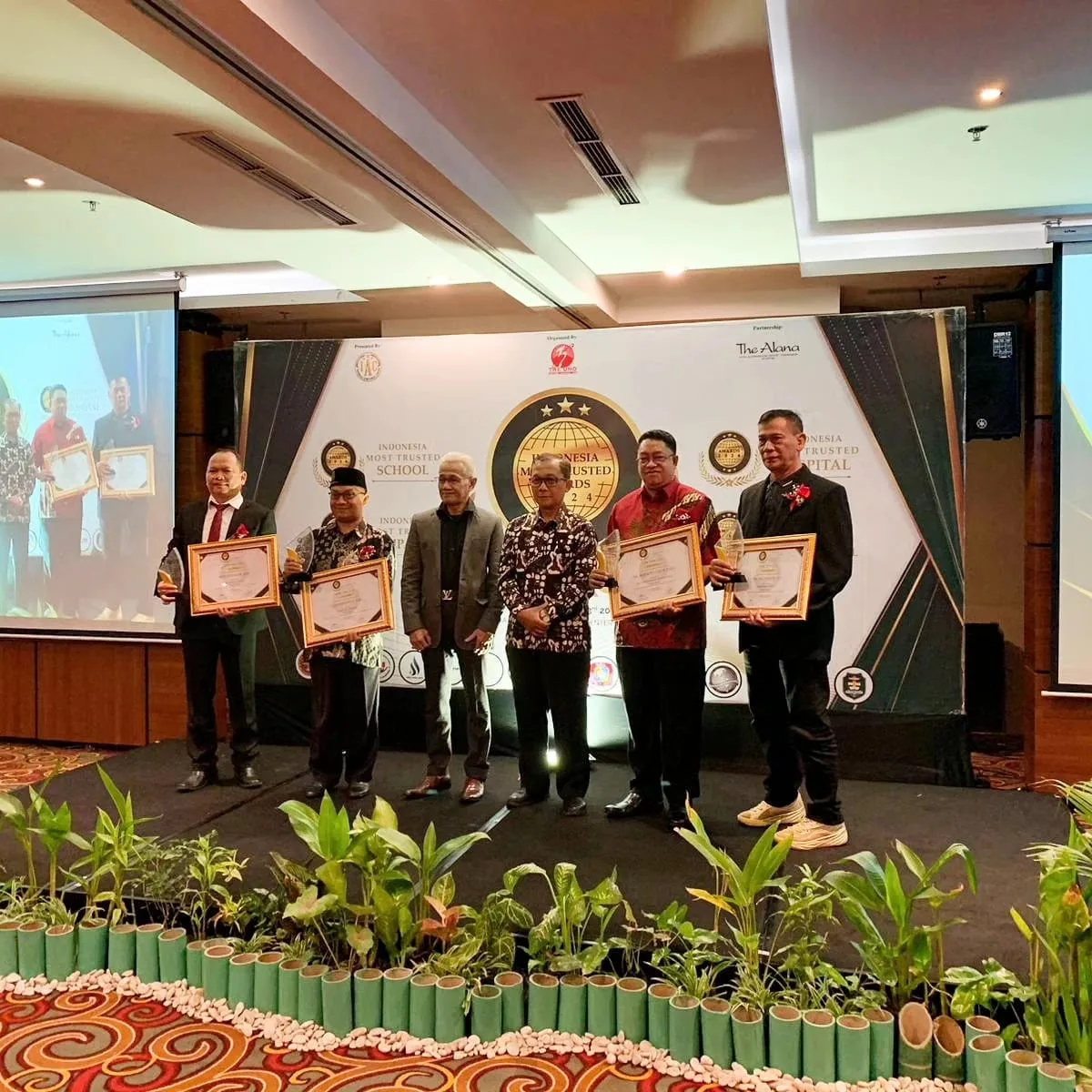 Smak Frateran Podor Larantuka Raih Penghargaan di Tingkat Nasional