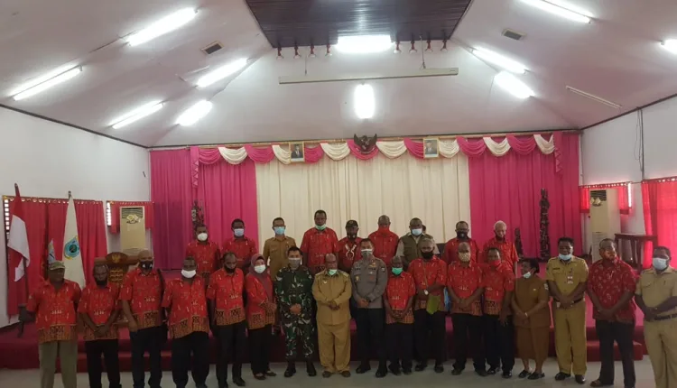 Pertemua Forkopimda dengan Forum Lintas Suku Asli Papua