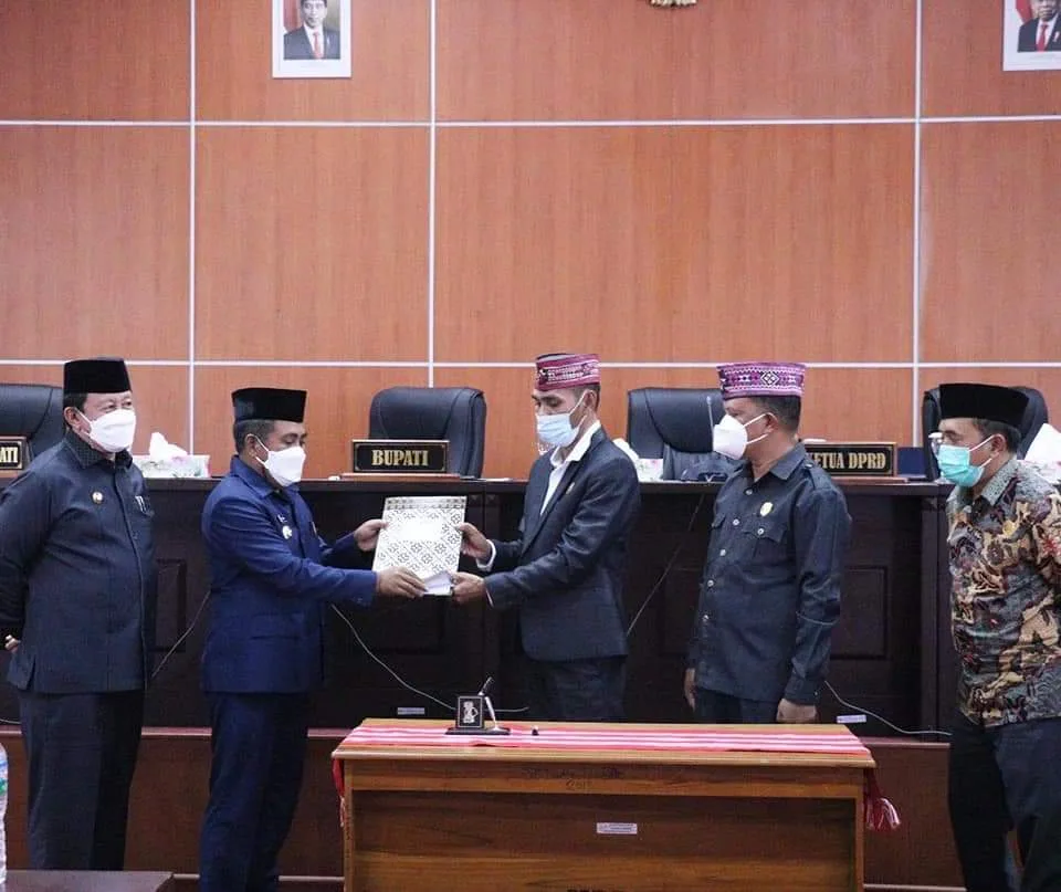 Bupati dan DPRD Kab Manggarai Barat