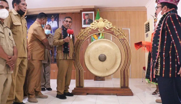 Ingin Sepak Bola Mabar Maju, Bupati Mabar: Kita Harus Punya Visi dan Misi yang Sama serta Hilangkan Ego
