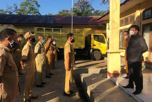 Wabup Mabar Prihatin Gaji Pegawai Kontrak Lapangan di DLHK Dibawah UMR