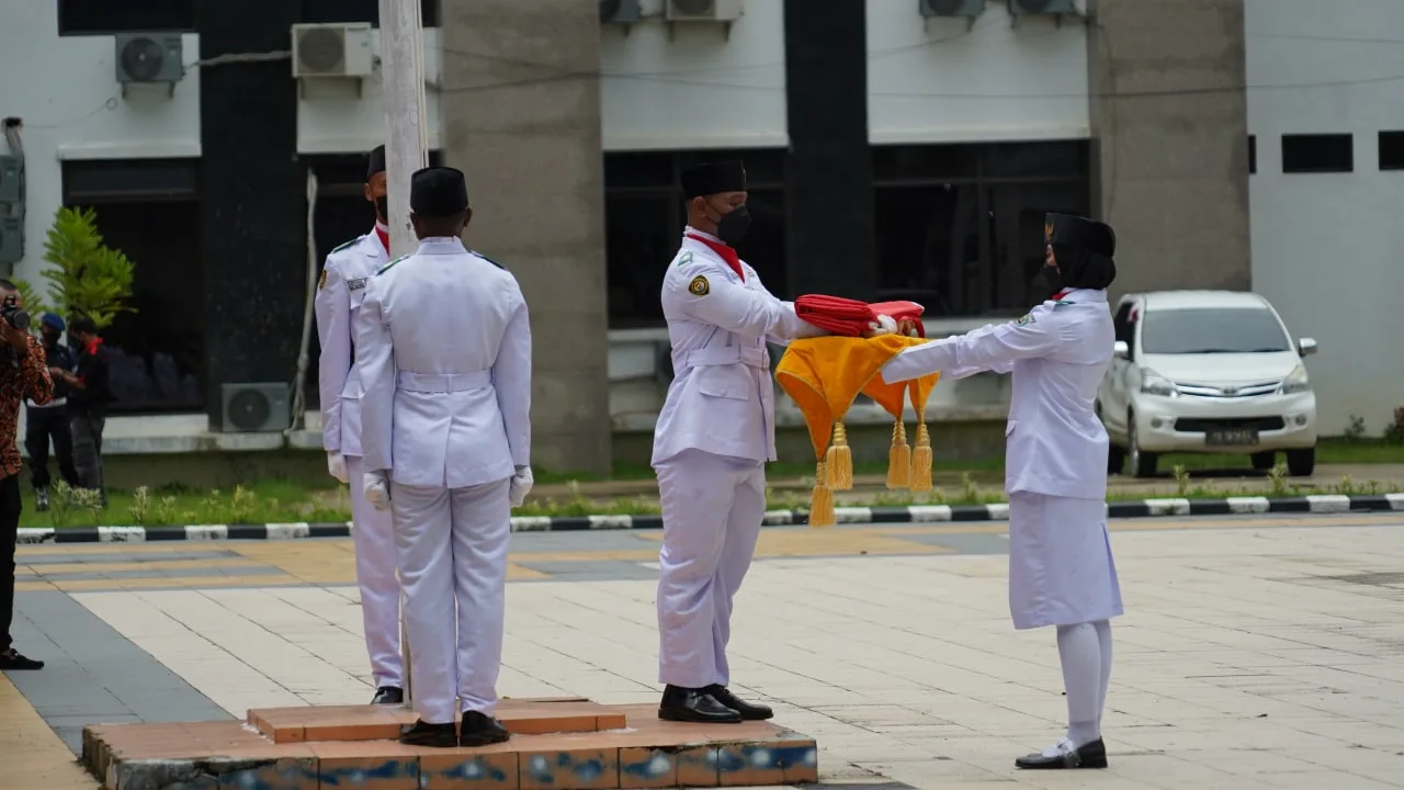 Upacara Penurunan Bendera HUT Ke-76 Proklamasi Kemerdekaan RI 2021