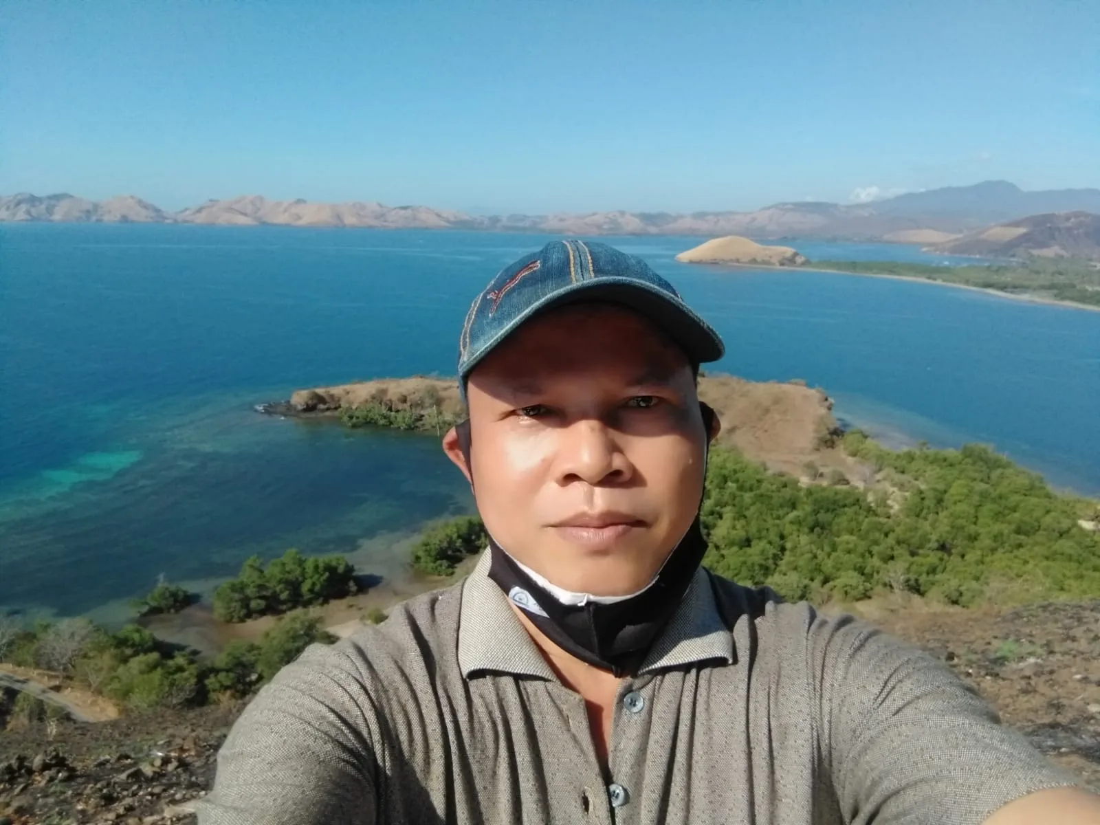 Ketika Maumere Diver Community Kibarkan Bendera Merah Putih Raksasa di Dalam Laut Tanjung Kajuwulu