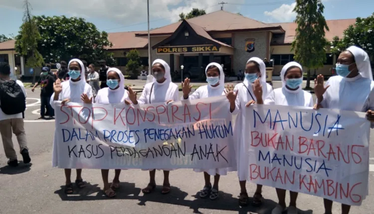 Elemen Anti Perdagangan Orang Gelar Demo Beruntun Tolak Eksploitasi Perempuan dan Anak di Bawah Umur di Sikka