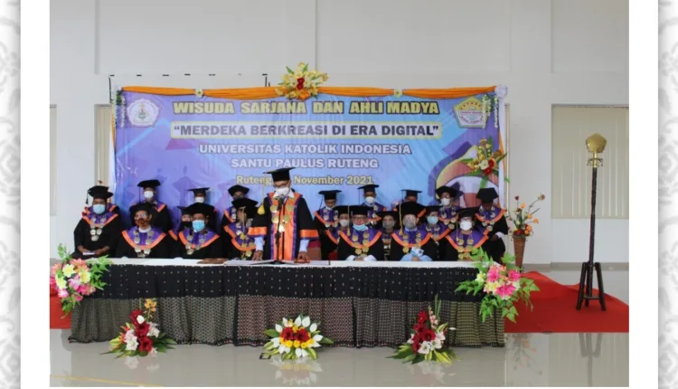 Unika Santu Paulus Gelar acara Wisuda 608 Peserta, Ini Pesan Prof.Dr. Yohanes Servatius Lon