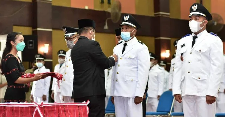 Lantik 94 Kades, Bupati Manggarai: Mari Berbuat yang Terbaik untuk Masyarakat