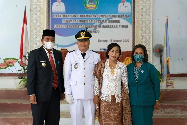 Lantik Camat Borong, Wakil Bupati Manggarai Timur Ingatkan Berbagai Tantangan 