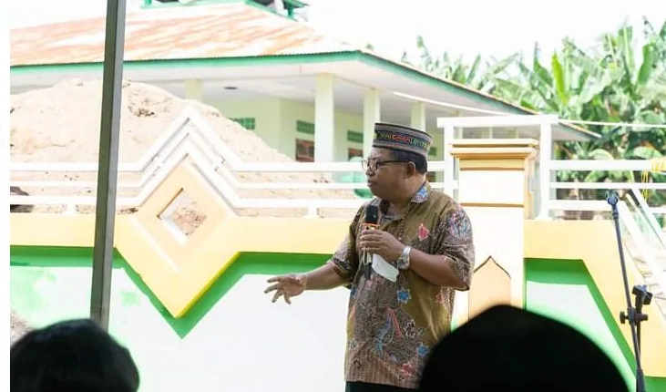 Hadiri Peletakan Batu Pertama Pembanguna Masjid, Bupati Agas: Ini Milik Manggarai Timur