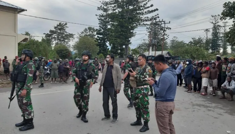 TNI-Polri Redam Bentrok 2 Suku di Wouma Jayawijaya