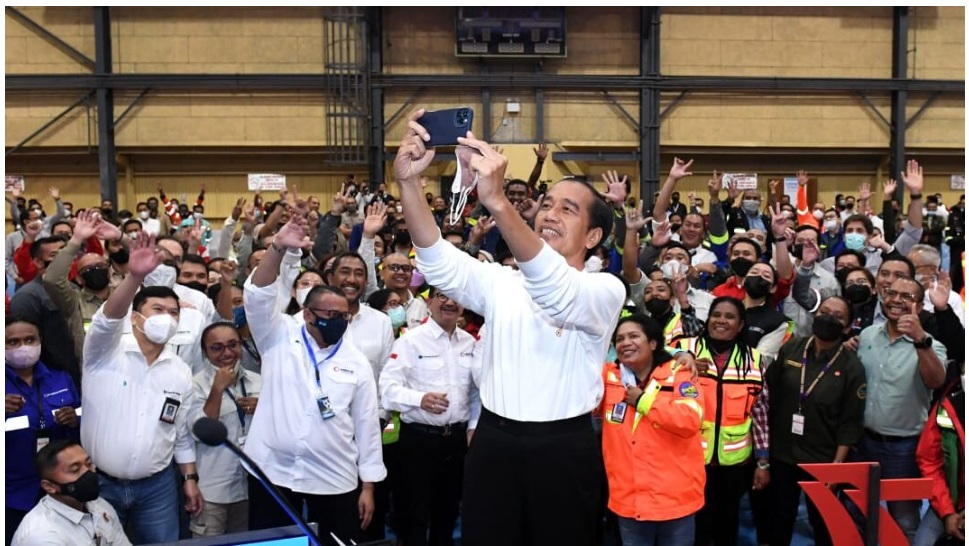 Jokowi Silaturahmi dengan Karyawan PT Freeport Indonesia di Mimika