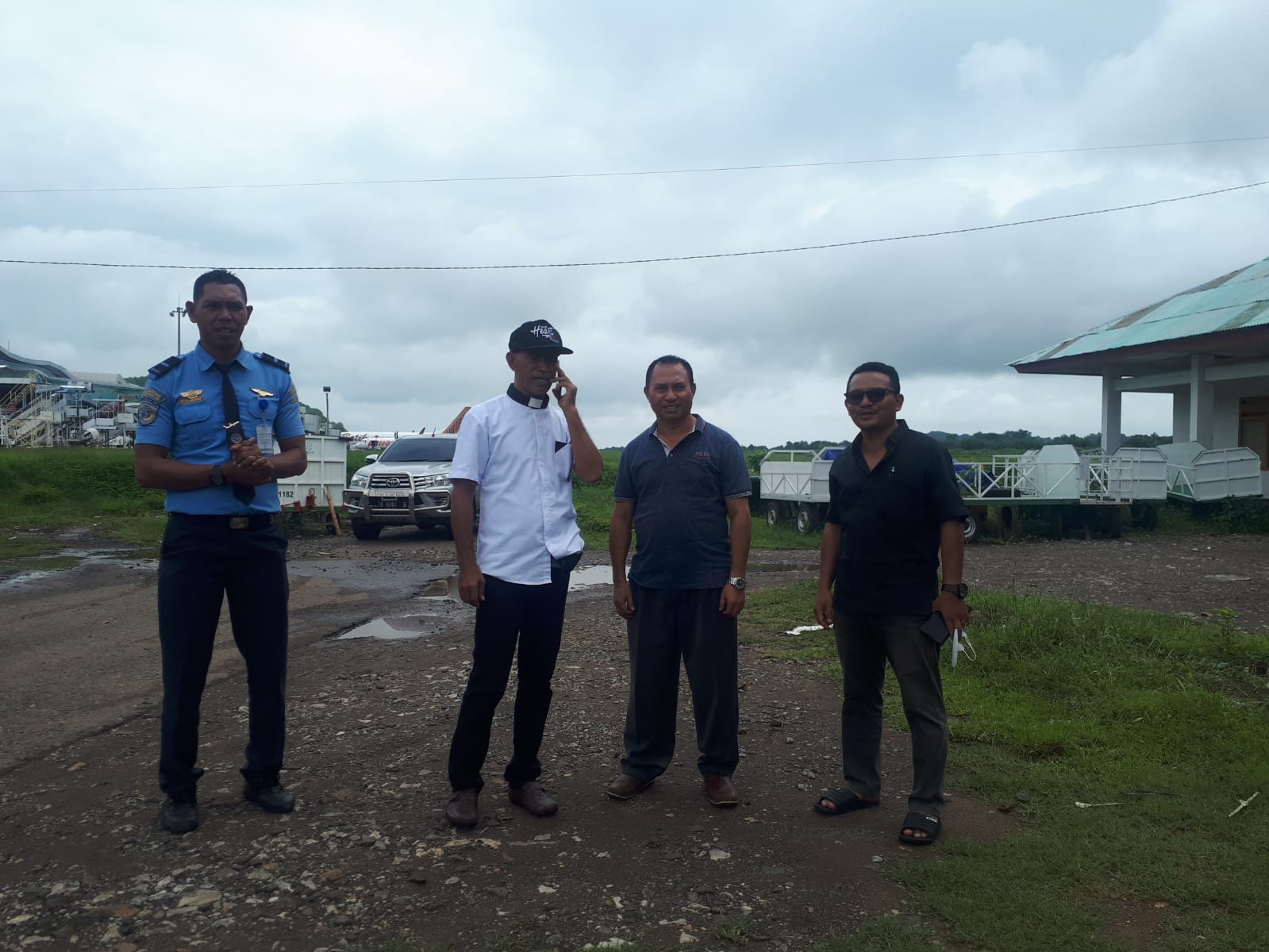 Uskup Maumere dan Umat Katolik Tiga Keuskupan di Flores Sambut Jenazah Romo Yakobus Soba