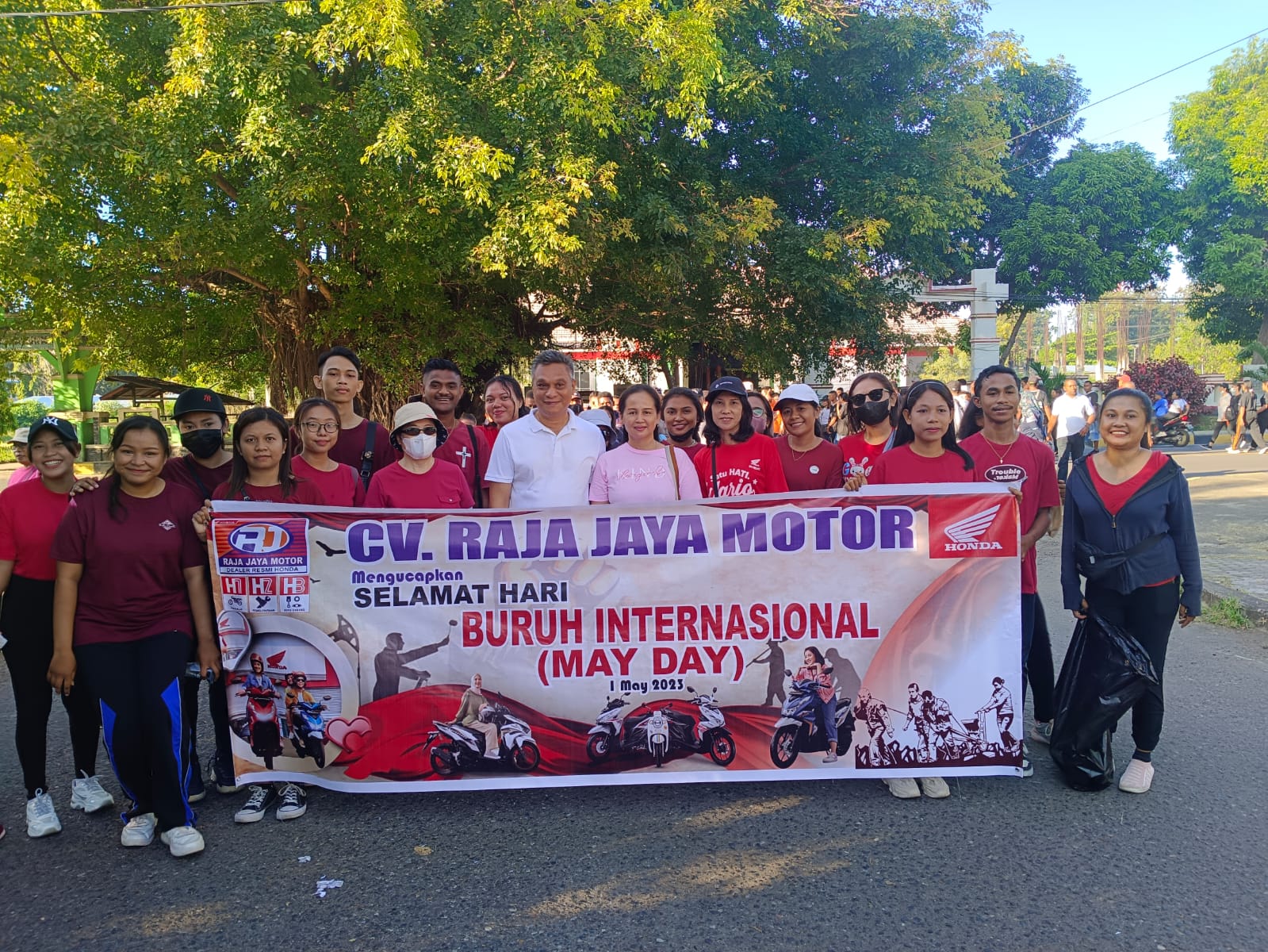 Bupati Sikka Optimis May Day 2023 Jadi Titik Tolak Aktualisasikan Kegiatan Positif Bagi Pekerja, Pengusaha, Pemerintah dan Masyarakat