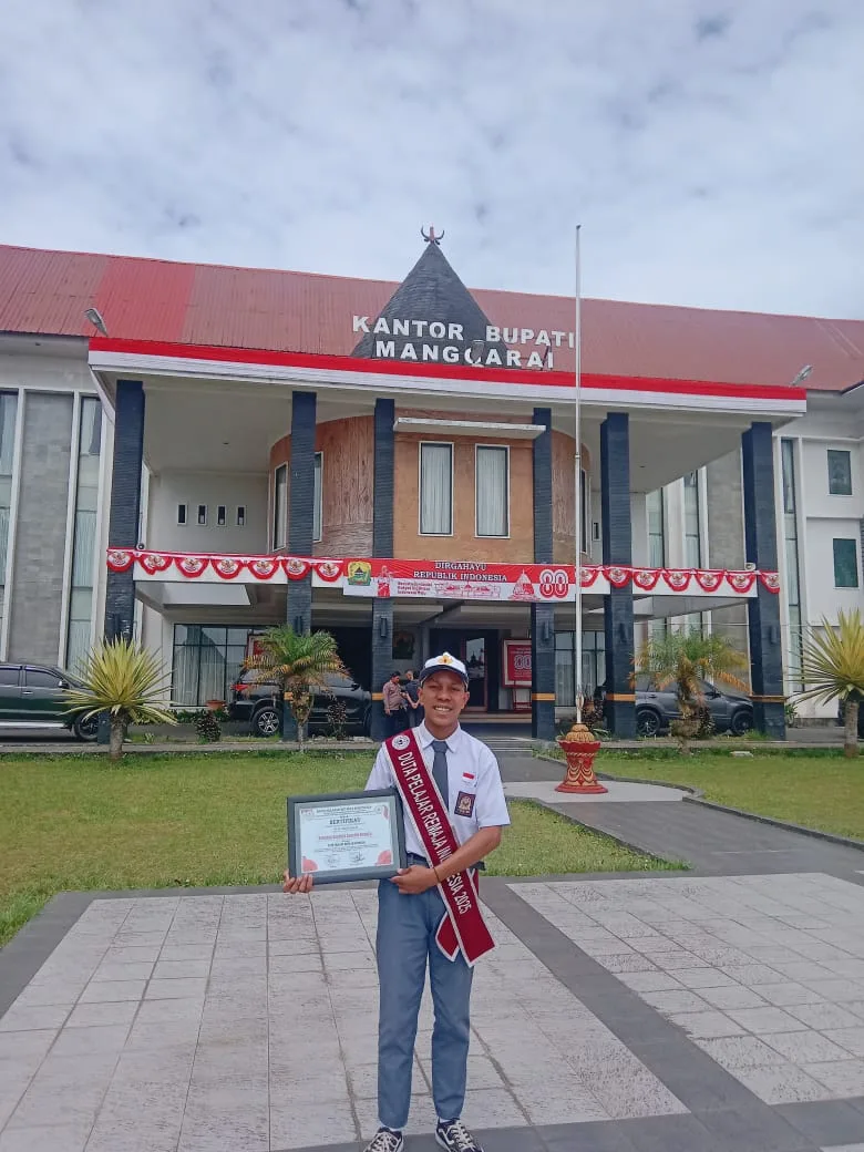 Yohanes Baptista Sevento Rengka, Pelajar Berprestasi SMAS Santu Klaus Kuwu, Dinobatkan Sebagai Duta Pelajar Remaja Indonesia 2025