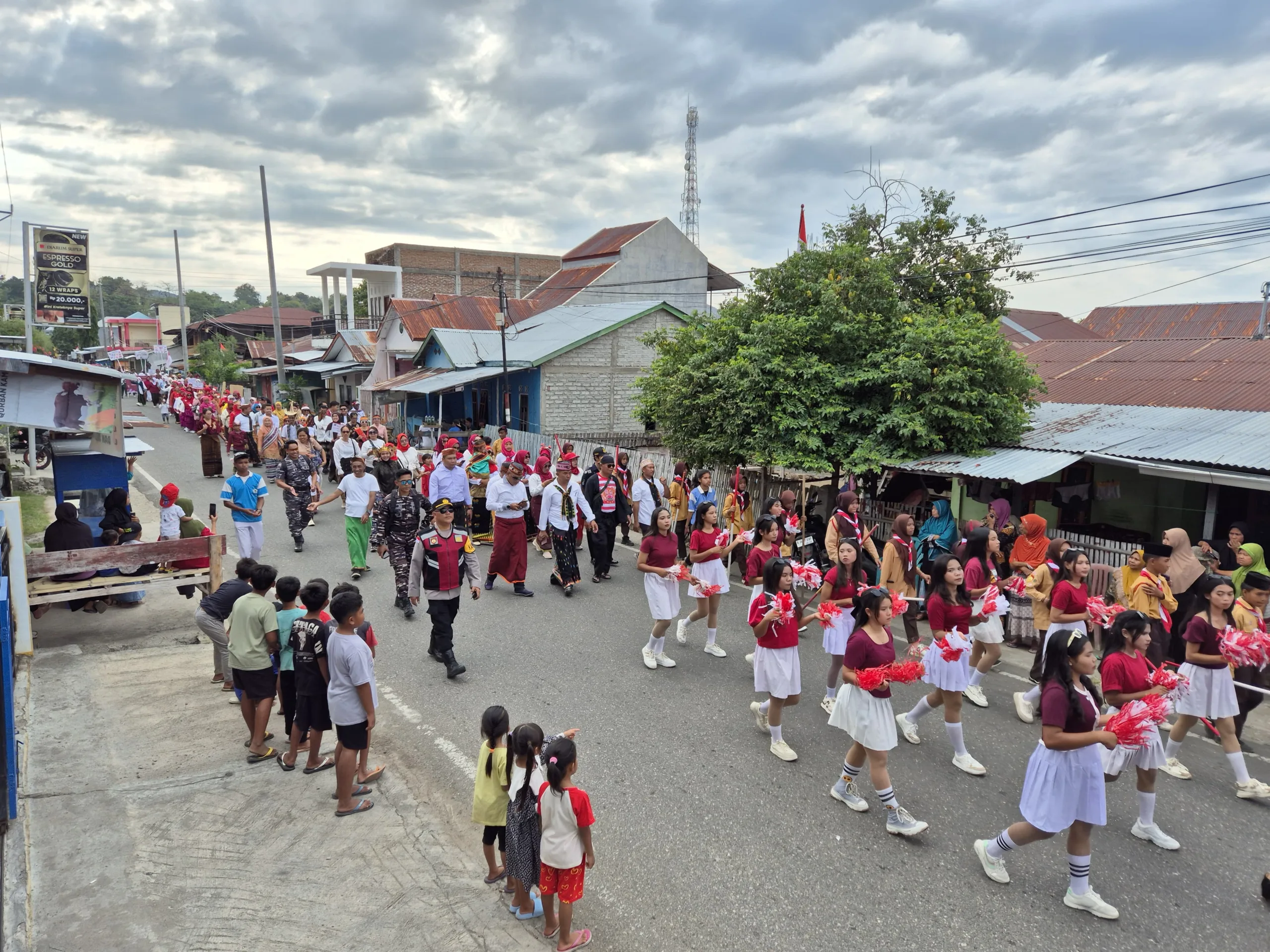 Kampanye Ekologi Warnai Pawai Karnaval Meriahkan HUT RI ke-80 Tingkat Kecamatan Reok