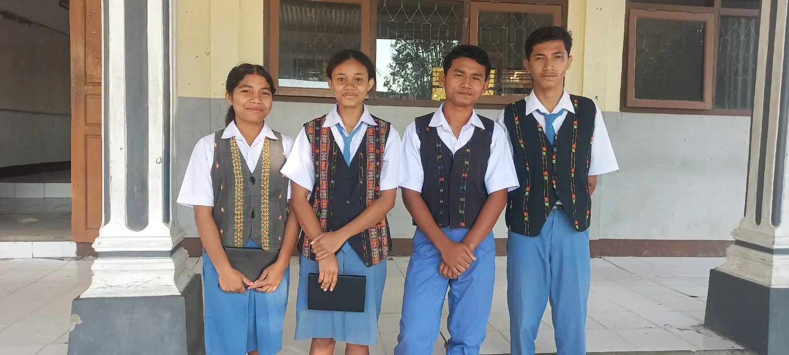 Terpilih Jadi Ketua Forum Peduli Anak Kecamatan Reok, Pelajar SMAS St.Gregorius Reo Vera Luju Lakukan Sosialisasi Tentang Hak Anak